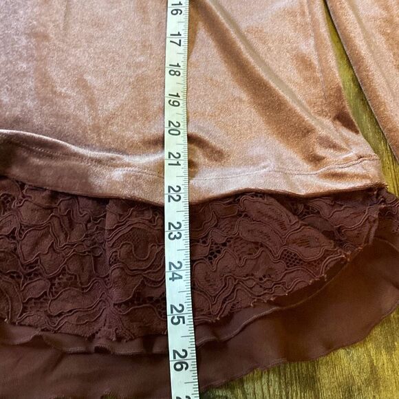 Sundance Catalog Velvet Velour w/lace trim maroon shirt/top XS - Picture 6 of 6